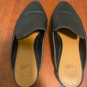 14th and Union Black Mules